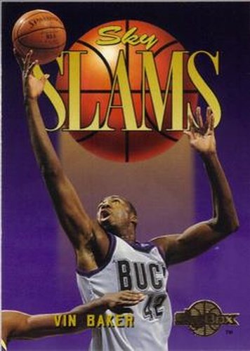 #301 Vin Baker - Milwaukee Bucks - 1994-95 SkyBox Premium Basketball