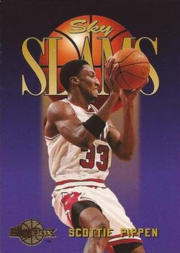 #310 Scottie Pippen - Chicago Bulls - 1994-95 SkyBox Premium Basketball
