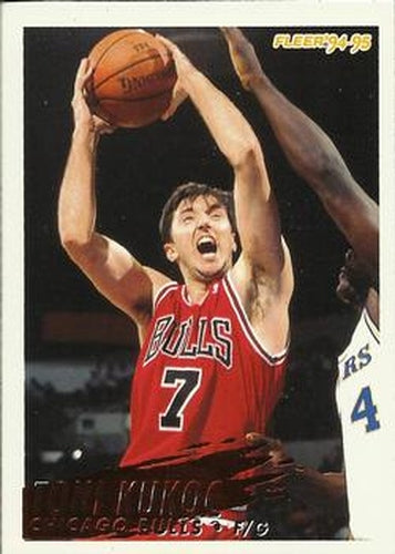 #32 Toni Kukoc - Chicago Bulls - 1994-95 Fleer Basketball
