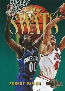 #334 Robert Parish - Charlotte Hornets - 1994-95 SkyBox Premium Basketball