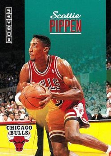 #35 Scottie Pippen - Chicago Bulls - 1992-93 SkyBox Basketball