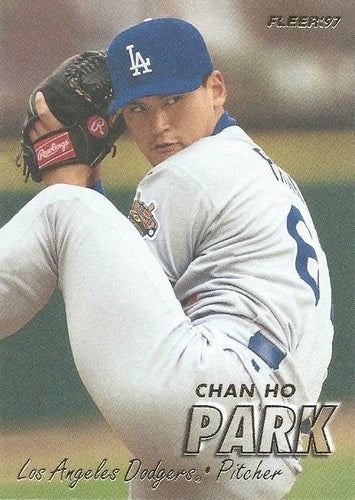 #370 Chan Ho Park - Los Angeles Dodgers - 1997 Fleer Baseball
