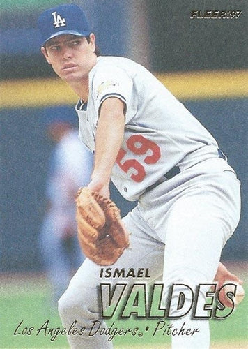 #372 Ismael Valdes - Los Angeles Dodgers - 1997 Fleer Baseball