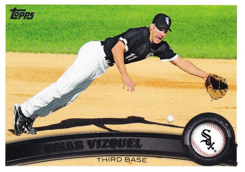#243 Omar Vizquel - Chicago White Sox - 2011 Topps Baseball