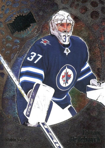 #48 Connor Hellebuyck - Winnipeg Jets - 2022-23 SkyBox Metal Universe Hockey