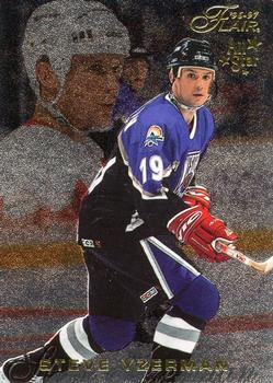 #31 Steve Yzerman - Detroit Red Wings - 1996-97 Flair Hockey