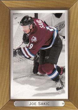 #53 Joe Sakic - Colorado Avalanche - 2003-04 Upper Deck Beehive Hockey