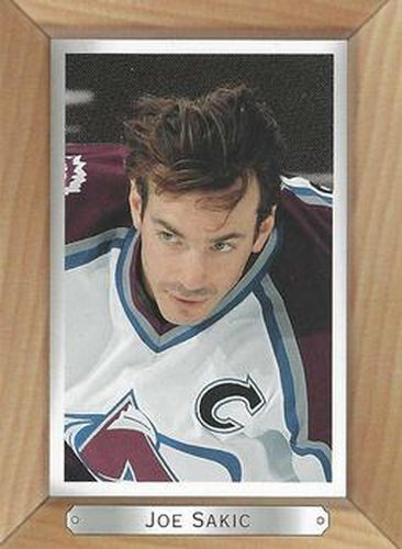 #53b Joe Sakic - Colorado Avalanche - 2003-04 Upper Deck Beehive Hockey