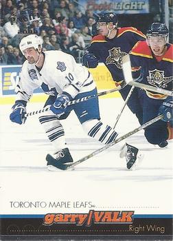 #418 Garry Valk - Toronto Maple Leafs - 1999-00 Pacific Hockey