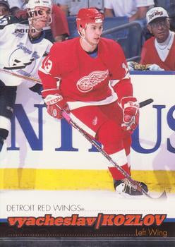 #140 Vyacheslav Kozlov - Detroit Red Wings - 1999-00 Pacific Hockey