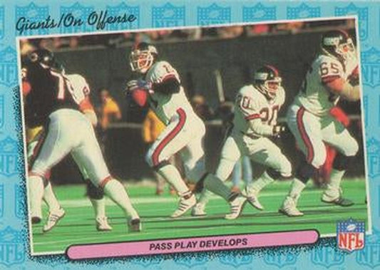 #55 Pass Play Develops Offense - New York Giants - 1986 Fleer Team Action Football