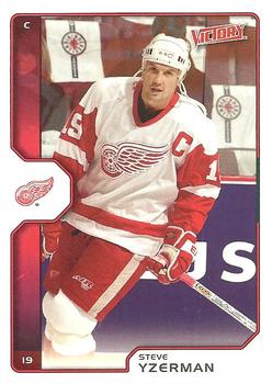 #77 Steve Yzerman - Detroit Red Wings - 2002-03 Upper Deck Victory Hockey