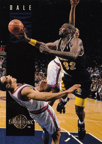 #66 Dale Davis - Indiana Pacers - 1994-95 SkyBox Premium Basketball