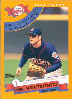 #698 Doug Mientkiewicz - Minnesota Twins - 2002 Topps Baseball