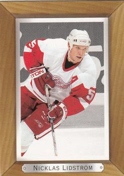#72 Nicklas Lidstrom - Detroit Red Wings - 2003-04 Upper Deck Beehive Hockey