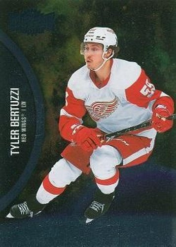 #98 Tyler Bertuzzi - Detroit Red Wings - 2021-22 Skybox Metal Universe Hockey