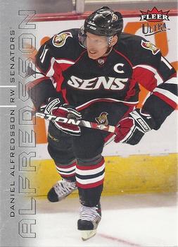 #102 Daniel Alfredsson - Ottawa Senators - 2009-10 Ultra Hockey