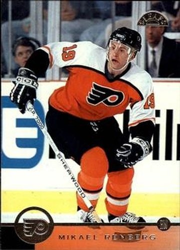 #108 Mikael Renberg - Philadelphia Flyers - 1996-97 Leaf Hockey