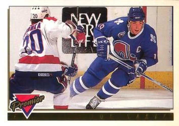 #10 Joe Sakic - Quebec Nordiques - 1993-94 O-Pee-Chee Premier Hockey - Gold
