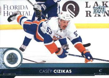#122 Casey Cizikas - New York Islanders - 2017-18 Upper Deck Hockey