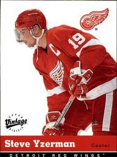 #125 Steve Yzerman - Detroit Red Wings - 2000-01 Upper Deck Vintage Hockey