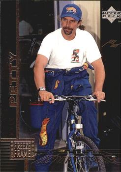 #129 Kyle Petty - pe2 - 1998 Upper Deck Victory Circle Racing