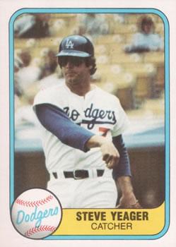 #129 Steve Yeager - Los Angeles Dodgers - 1981 Fleer Baseball
