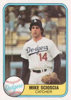 #131 Mike Scioscia - Los Angeles Dodgers - 1981 Fleer Baseball