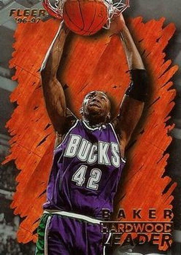 #134 Vin Baker - Milwaukee Bucks - 1996-97 Fleer Basketball