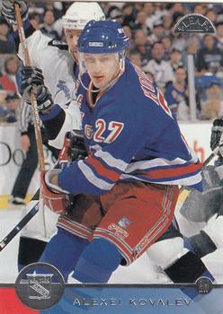 #135 Alexei Kovalev - New York Rangers - 1996-97 Leaf Hockey