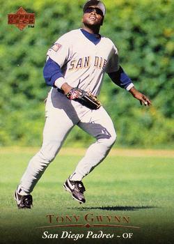 #135 Tony Gwynn - San Diego Padres - 1995 Upper Deck Baseball