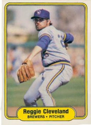 #137 Reggie Cleveland - Milwaukee Brewers - 1982 Fleer Baseball