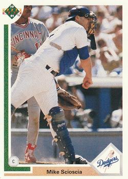 #139 Mike Scioscia - Los Angeles Dodgers - 1991 Upper Deck Baseball