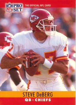 #141 Steve DeBerg - Kansas City Chiefs - 1990 Pro Set Football