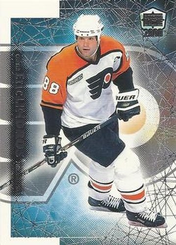 #148 Eric Lindros - Philadelphia Flyers - 1999-00 Pacific Dynagon Ice Hockey