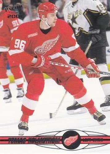 #148 Tomas Holmstrom - Detroit Red Wings - 2000-01 Pacific Hockey