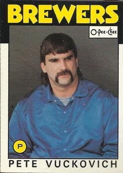 #152 Pete Vuckovich - Milwaukee Brewers - 1986 O-Pee-Chee Baseball