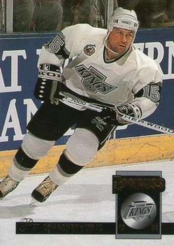 #153 Pat Conacher - Los Angeles Kings - 1993-94 Donruss Hockey