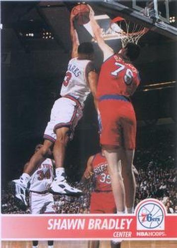 #158 Shawn Bradley - Philadelphia 76ers - 1994-95 Hoops Basketball