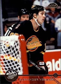#162 Alexander Mogilny - Vancouver Canucks - 1996-97 Leaf Hockey