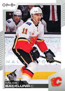 #165 Mikael Backlund - Calgary Flames - 2020-21 O-Pee-Chee Hockey