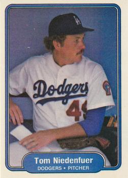 #16 Tom Niedenfuer - Los Angeles Dodgers - 1982 Fleer Baseball