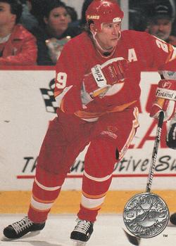 #17 Joel Otto - Calgary Flames - 1991-92 Pro Set Platinum Hockey