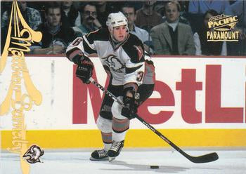 #17 Matthew Barnaby - Buffalo Sabres - 1997-98 Pacific Paramount Hockey