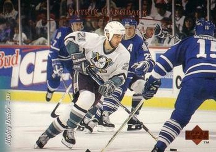 #180 Patrik Carnback - Anaheim Mighty Ducks - 1995-96 Upper Deck Hockey