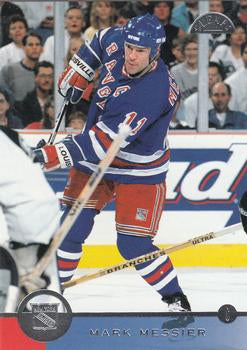#180 Mark Messier - New York Rangers - 1996-97 Leaf Hockey