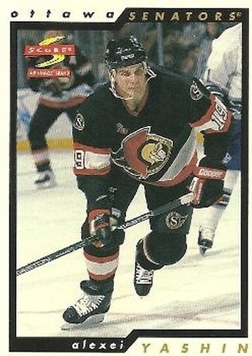 #181 Alexei Yashin - Ottawa Senators - 1996-97 Score Hockey