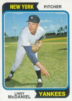 #182 Lindy McDaniel - New York Yankees - 1974 Topps Baseball