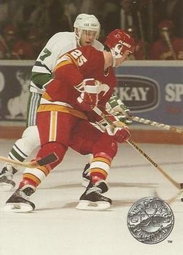 #18 Joe Nieuwendyk - Calgary Flames - 1991-92 Pro Set Platinum Hockey