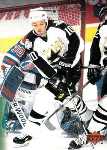 #199 Todd Harvey - Dallas Stars - 1995-96 Upper Deck Hockey